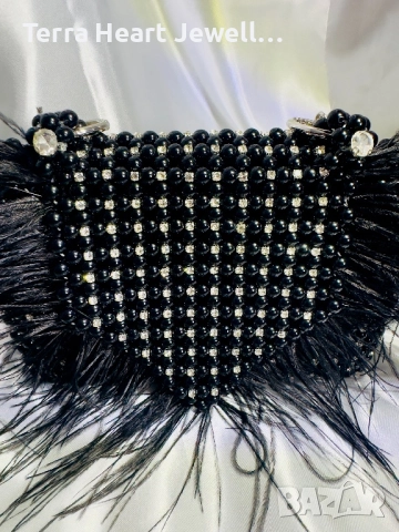 Дамска чанта от перли кристали и пера , снимка 4 - Чанти - 52502138