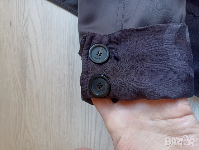 Дамски тренчкот Gucci, снимка 9 - Палта, манта - 53151253