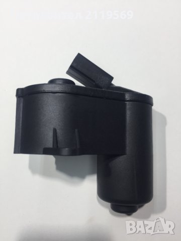 Моторче Електрическа Ръчна Спирачка Пасат 6 Зъба Шлици Тигуан Сеат Б6 Б7 VW Passat B6 B7 Seat Тiguan, снимка 4 - Части - 38961483