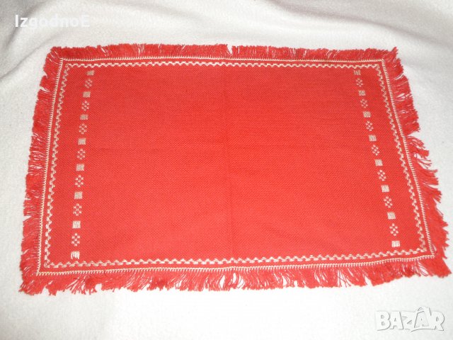 Ръчно шито каре, снимка 2 - Други ценни предмети - 27664778