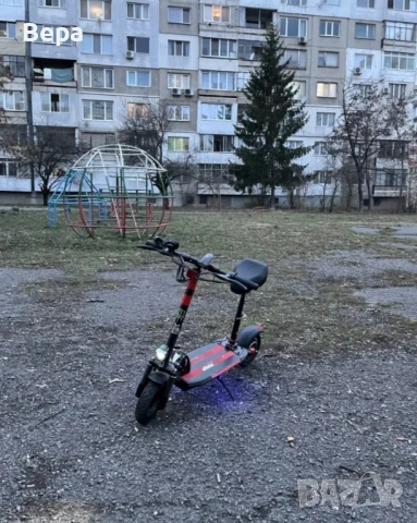 Електрически скутер, снимка 4 - Скейтборд, ховърборд, уейвборд - 51237183