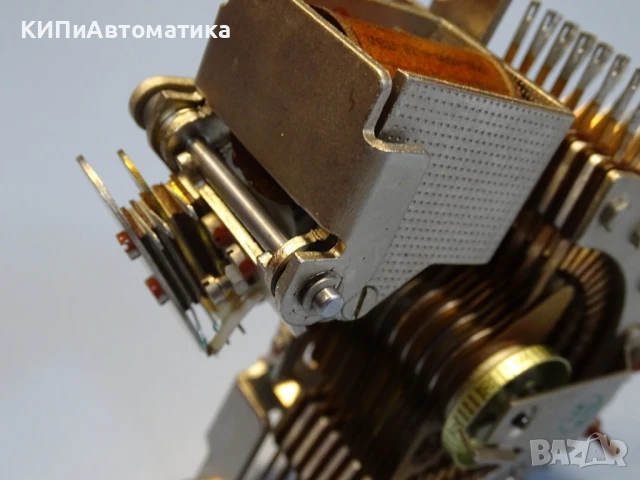 стъпков избирач ШИ-50/4 РСЗ.250.048Сл2 Rotary Stepper Relay USSR, снимка 7 - Резервни части за машини - 50909598
