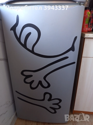 Хладилник Indesit , снимка 11 - Хладилници - 52429234