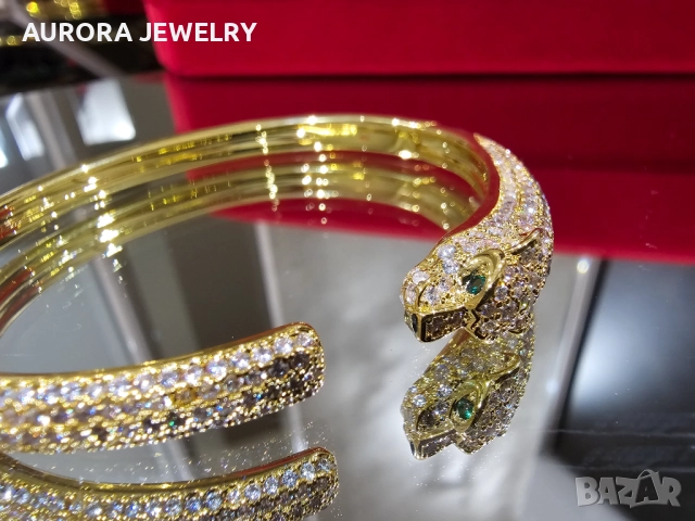 CARTIER Panthere de Cartier Gold Diamonds Дамска Гривна, снимка 4 - Гривни - 52854880