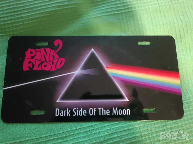 Pink Floyd-The Dark Side Of The Moon Set метални табели, снимка 6 - Китари - 47335397