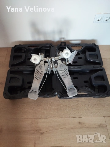 Педали Yamaha 2бр. + 2 куфара Tama комплект, снимка 3 - Ударни инструменти - 53580434