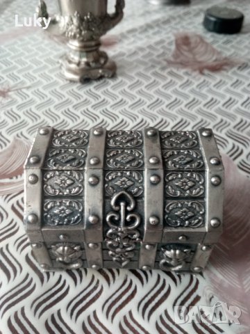 Продавам красива , старинна  запалка.Japan.Работеща., снимка 2 - Колекции - 43393113