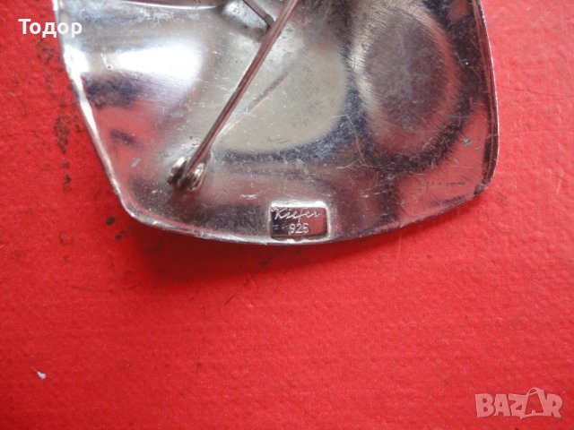 Невероятна сребърна брошка знак 925 , снимка 4 - Колиета, медальони, синджири - 40680158