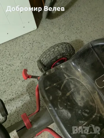 Детска кола с педали , снимка 2 - Детски велосипеди, триколки и коли - 49069670