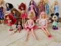 Дървена къща за кукли с кукли и аксесоари  Barbie, снимка 12