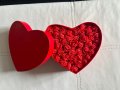 Подаръчна кутия сърце с вечни рози, снимка 1 - Декорация за дома - 44139735