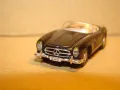 1:72 SCHUCO??? MERCEDES BENZ 300 SL ИГРАЧКА КОЛИЧКА МОДЕЛ, снимка 2