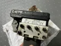 Модула на ABS за Toyota Corolla Verso 2003 г., снимка 2