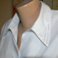 Дамска бяла риза с красива яка и красиви копчета, снимка 3 - Ризи - 26942550