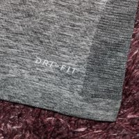 Nike DRI-FIT дамско потниче S, снимка 5 - Потници - 33040880