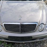 Mercedes  W 211 Преден капак, снимка 1 - Части - 35413131