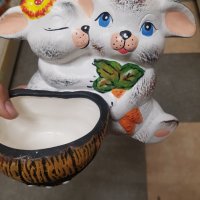 Керамични зайци, снимка 1 - Декорация за дома - 43258981