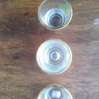 Шест малки изрисувани стъклени чашки с поднос от Германия, снимка 7 - Други ценни предмети - 39349245