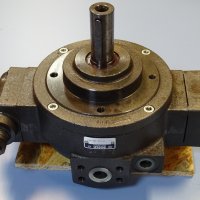 Радиално-бутална хидравлича помпа BOSCH 0 514 300 001 radial piston pump, снимка 9 - Резервни части за машини - 39229978