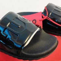 Hugo Boss Sliders дамски чехли 37-ми номер 23.5см чисто нови в кутия, снимка 1 - Чехли - 42932794