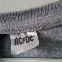 Оригинална дамска тениска AC/DC , снимка 3 - Тениски - 28900216