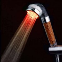 Топ избор! Турмалинов алкализиращ и йонизиращ душ светещ в 3 цвята, снимка 4 - Душ кабини и вани - 27477084
