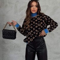 Дамски пуловер Louis Vuitton , снимка 2 - Блузи с дълъг ръкав и пуловери - 42983347