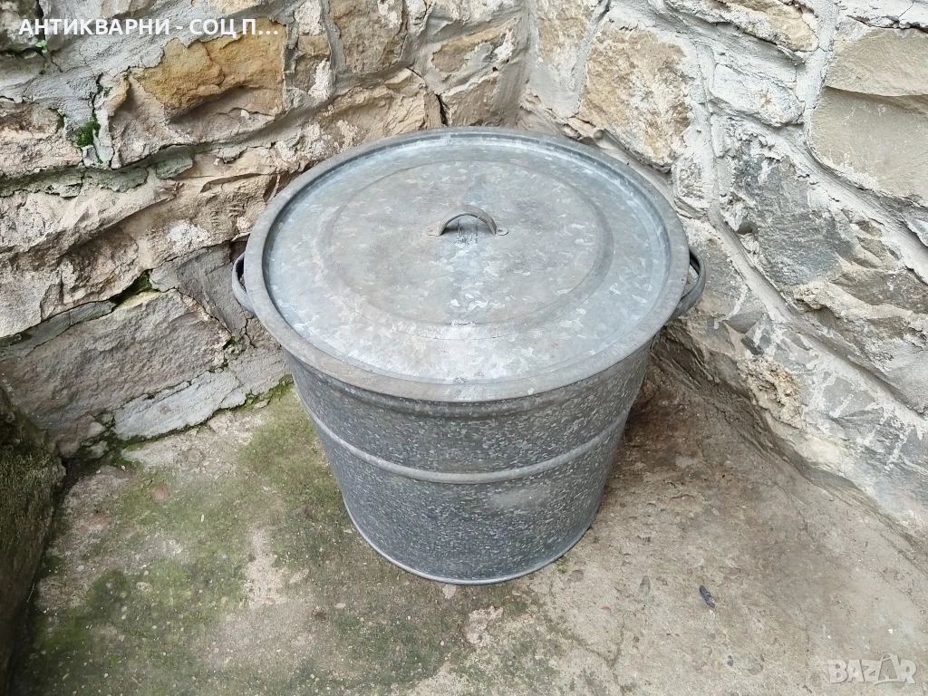 Стар Соц Подцинкован Съд / 30 Литра. , снимка 1