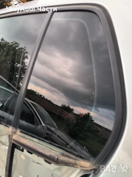 Задно ляво странично стъкло малко за Голф 5 Volkswagen Golf 5 , снимка 1