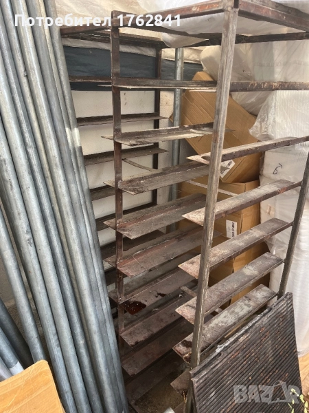 Стелаж за тави, снимка 1
