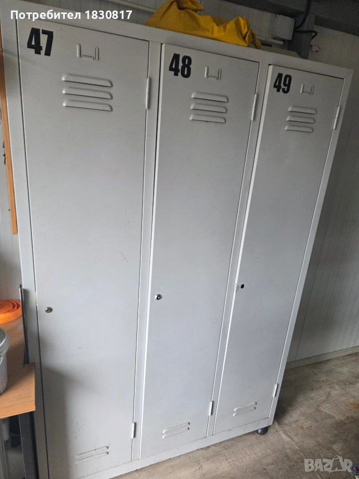 троен метален шкаф метален гардероб, снимка 1