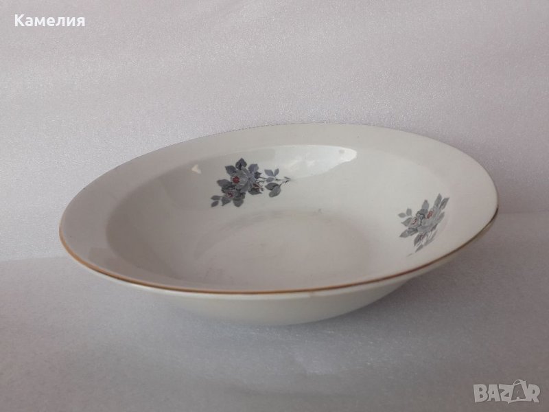 Българска порцеланова чиния , снимка 1