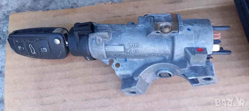 Контактен ключ Audi A4 B7 , снимка 1