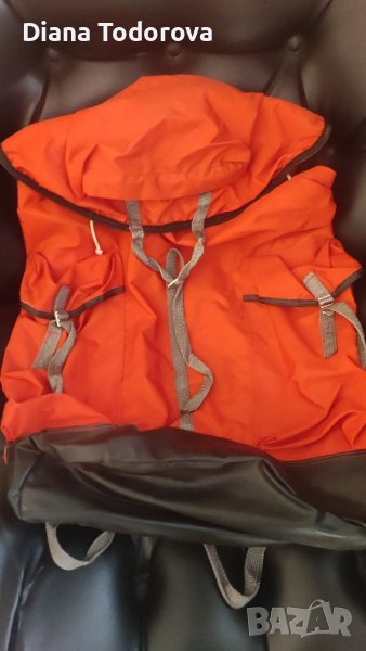 Продавам туристическа раница, снимка 1