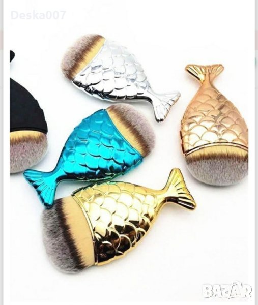 Четка за грим и маникюр Рибка, снимка 1