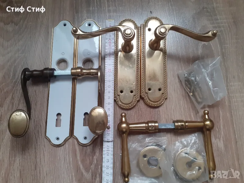 Шилдове Обков Дръжки за врата, снимка 1