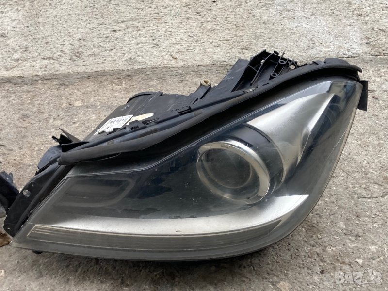 W204 Bi-Xenon C class Facelift фарове за части, снимка 1