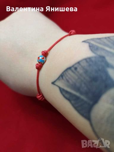 Дамска, детска или бебешка гривна със сребърен елемент с емайл на сърца, снимка 1