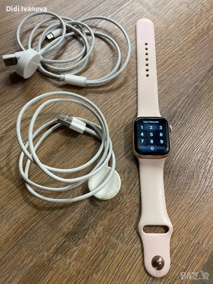 Apple Watch 4, снимка 1