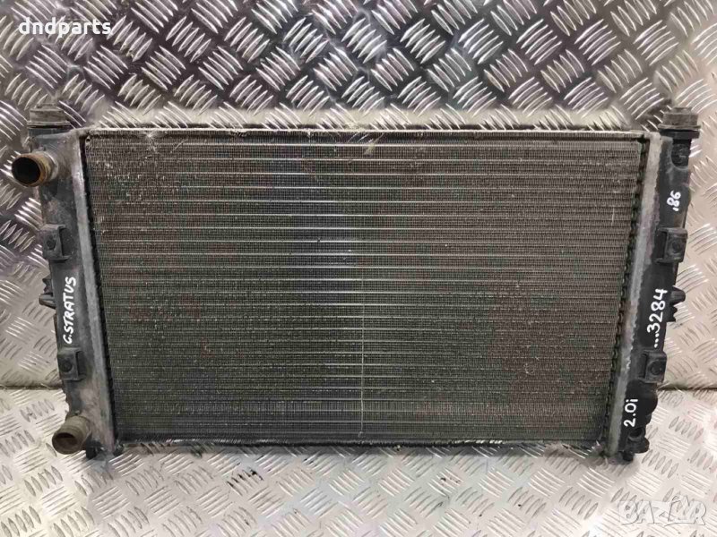 Воден радиатор Chrysler Stratus 2.0i 1998г., снимка 1