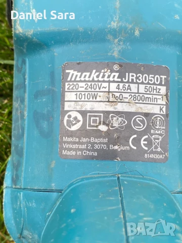 Makita 3050 - Саблен трион “Макита”, снимка 3 - Други инструменти - 50488611