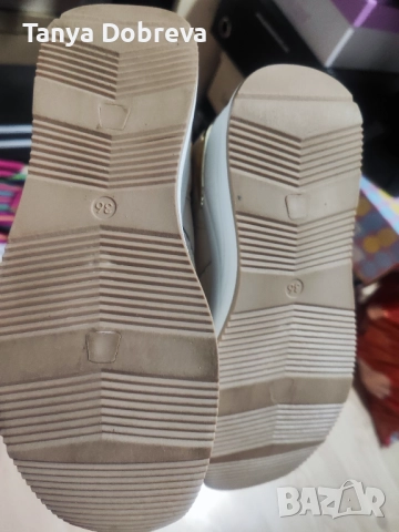 Дамски маратонки , снимка 4 - Маратонки - 51979300