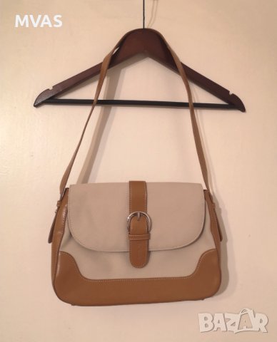 Нова бежова чанта за рамо дамска среден размер, снимка 1 - Чанти - 36860086