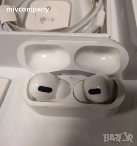 Слушалки Apple AirPods Pro with Wireless Charging Case Оригинал!!! , снимка 4 - Слушалки и портативни колонки - 47842394