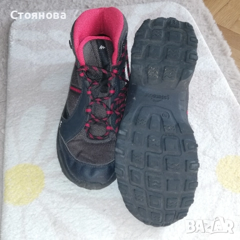 Туристически обувки размер 40 , снимка 2 - Маратонки - 52232206