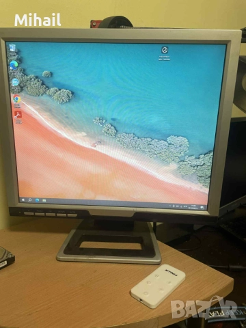 Acer Veriton x2630g ,ATI Radeon HD 5450,14 инчов монитор плюс подарък, снимка 4 - За дома - 52877360