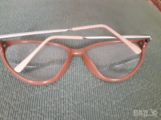 Дамски рамки за диоптрични очила, снимка 3 - Слънчеви и диоптрични очила - 26538986