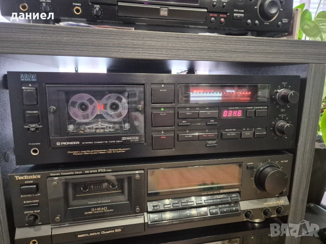 Висок клас триглав касетен дек Pioneer CT-A7X с чудесен външен вид и безупречен технически! 