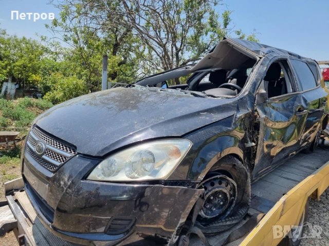 Kia Ceed 1.6 CRDI На части, снимка 7 - Автомобили и джипове - 50690299