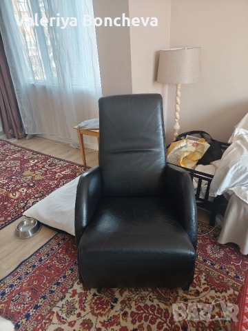 кожено кресло